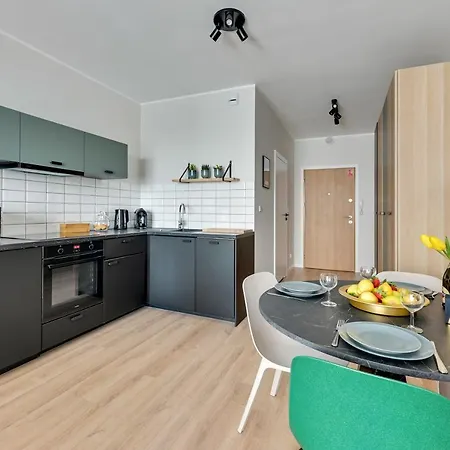 Walowa Shipyard Apartment