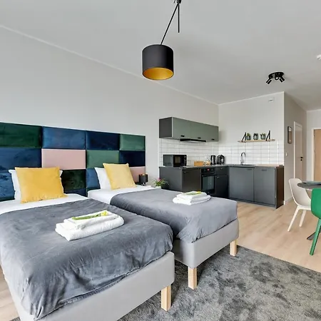 Walowa Shipyard Apartment